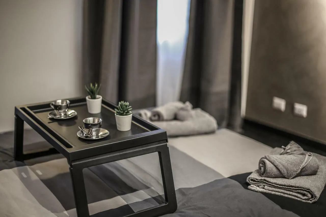 Stylish Apartment Near Duomo Milan